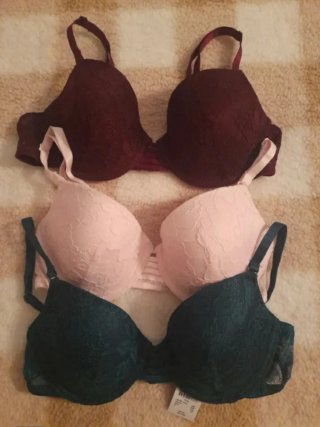 Pack 3 Sujetadores encaje Primark SIN ESTRENAR!