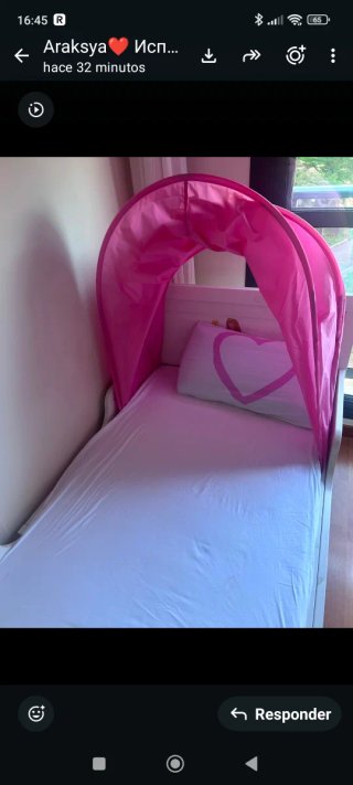 Cuna extensible blanca , 2 colcones