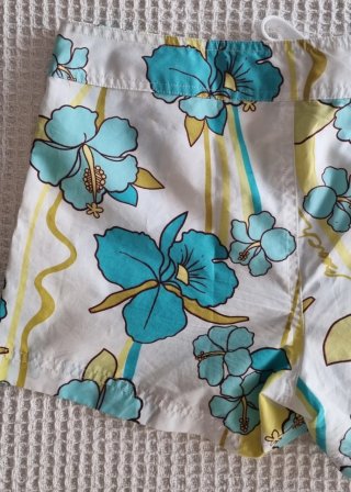 Shorts de baño florales