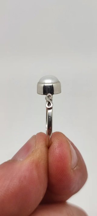 Anillo de Plata y Perla Cultivada.