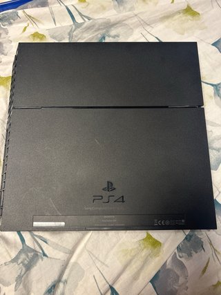 PS4 (PlayStation 4) + 12 Juegos