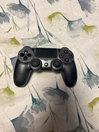 PS4 (PlayStation 4) + 12 Juegos