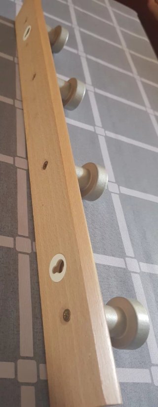 Perchero Madera 4 Pomos Metálicos 48.5cm
