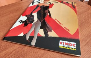 Pin-Up 4