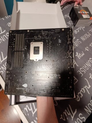 MSI MAG B365M MORTAR + Intel i5 9400F