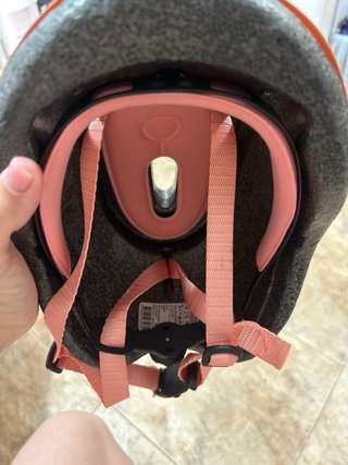 Casco infantil rosa Btwin