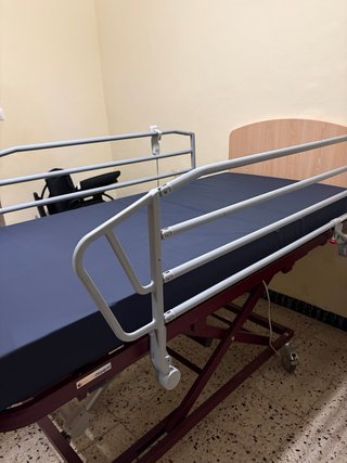Cama articulada eléctrica beige y azul