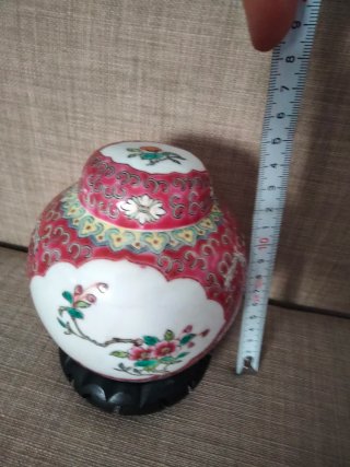 Pequeño tibor vintage de exportación china.