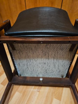 Silla Butaca Vintage Cuero y Madera