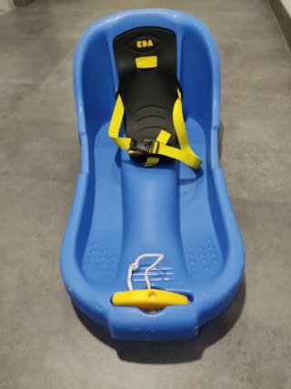 Trineo infantil azul Decathlon