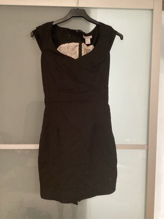 Vestido negro H&M elegante