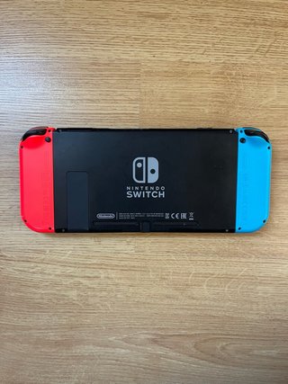 Nintendo Switch Completa Azul/Rojo + ACCESORIOS