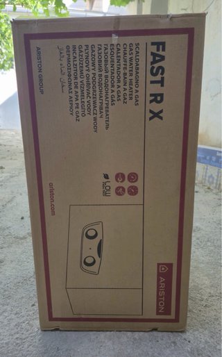 Calentador a gas ARISTON FAST R X. Nuevo.