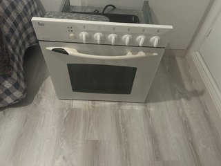 Horno y vitrocerámica Teka seminuevo