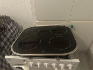 Horno y vitrocerámica Teka seminuevo