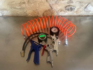 Lote pistolas neumáticas y conector
