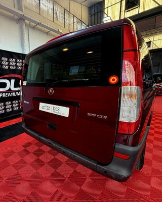 Mercedes-Benz Vito 2010