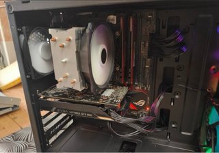 PC Gaming lista para jugar y estudios