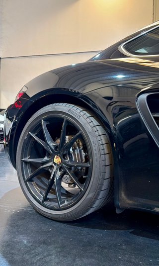 Porsche 718 Cayman 2021