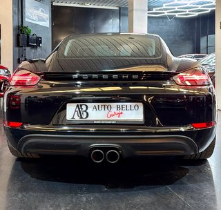 Porsche 718 Cayman 2021