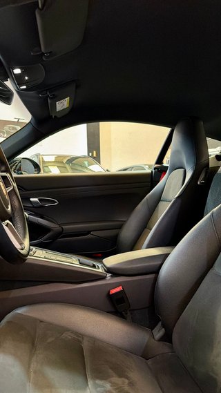 Porsche 718 Cayman 2021