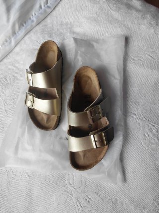 Sandalias Birkenstock Doradas Talla 39