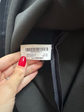 Vestito nero satinato con schiena scoperta zara