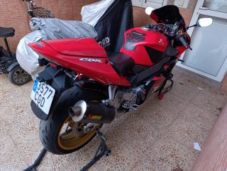 Honda CBR 954