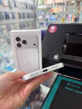IPHONE 17 PRO MAX 256GB COMO NUEVO