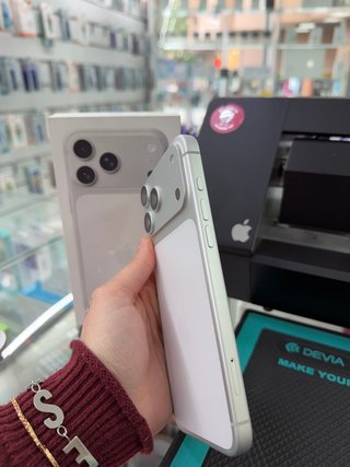 IPHONE 17 PRO MAX 256GB COMO NUEVO