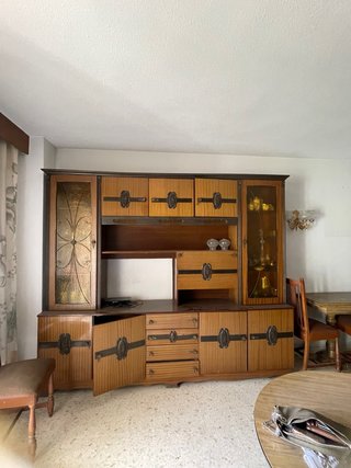 Mueble de salón clásico madera