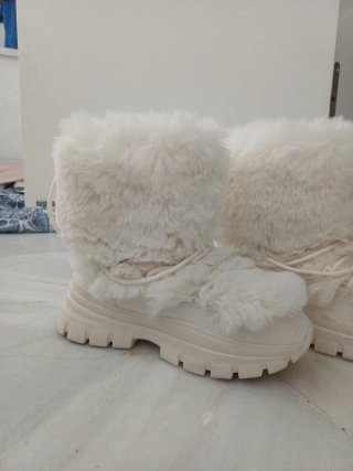 Botas de pelo blancas invierno