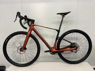 BICI GRAVEL CARBONO MONDRAKER ARID CARBON EXPO T.M