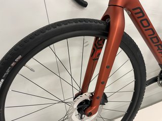 BICI GRAVEL CARBONO MONDRAKER ARID CARBON EXPO T.M