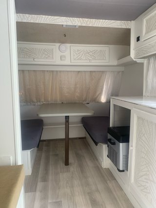 Se vende caravana Roller jet 420