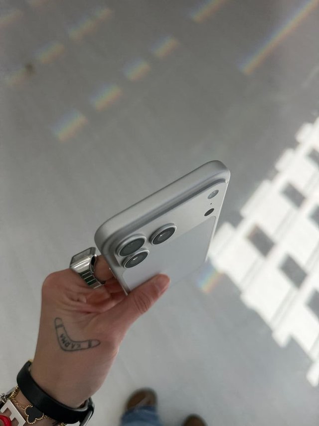 IPHONE 17 PRO MAX 256gb como nuevo