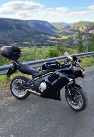 Kawasaki ER6f Negra A2 Limitada en papeles