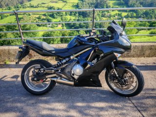 Kawasaki ER6f Negra A2 Limitada en papeles