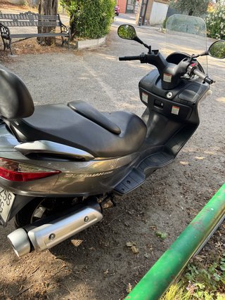 Suzuki Burgman 200