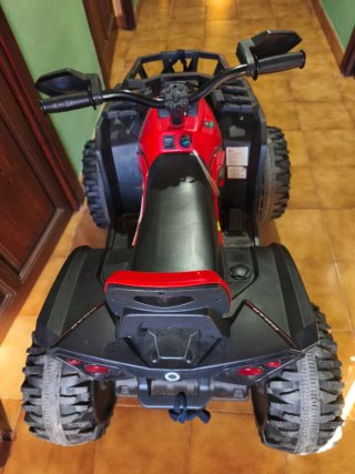 Quad infantil eléctrico