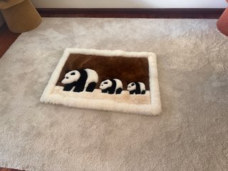 Alfombra Alpaca Mamá Panda Bebés Artesanía de Perú
