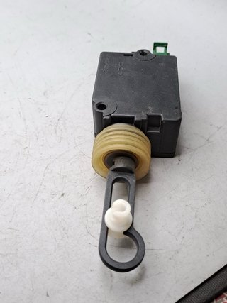 Actuador Cerradura VDO Audi A6 4B6962115A