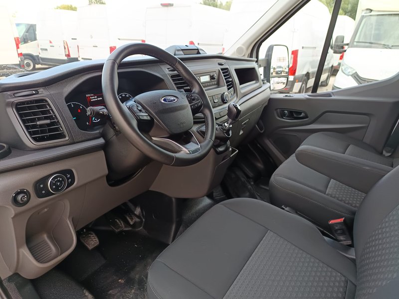 Ford Transit 2023, foto 17