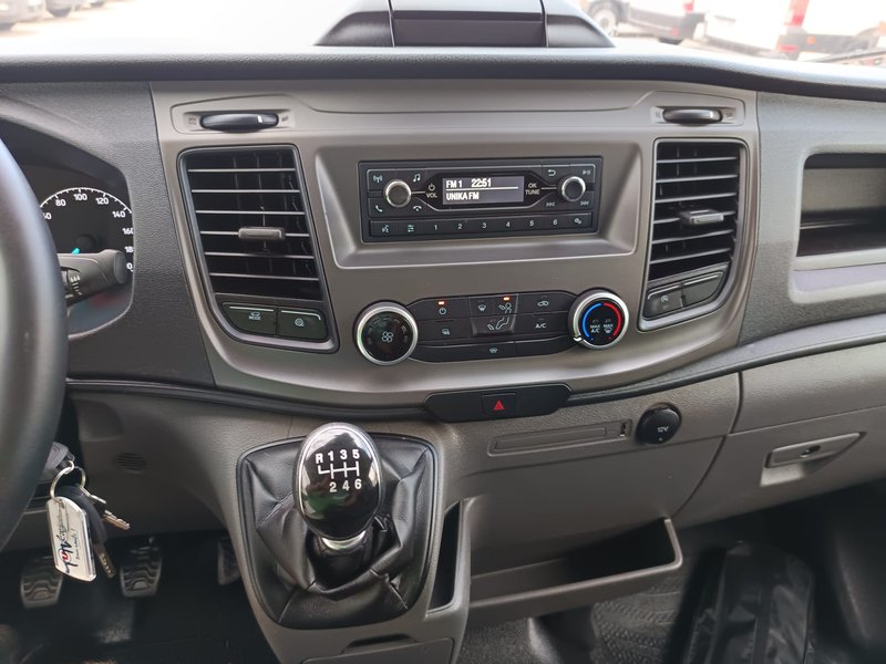 Ford Transit 2023, foto 18