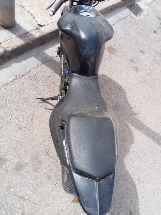 Yamaha TZR 49 Negra