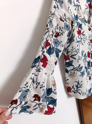 Blusa Sfera Basic Estampada Manga Campana T. S