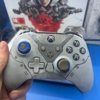 Xbox One X Limited Edition Gears 5