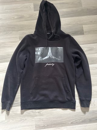 Sudadera con capucha y estampado Pray