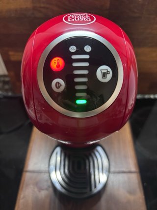Cafetera Dolce Gusto Genio S roja