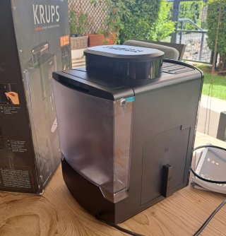 Krups EA81P0 Cafetera Expreso Negra